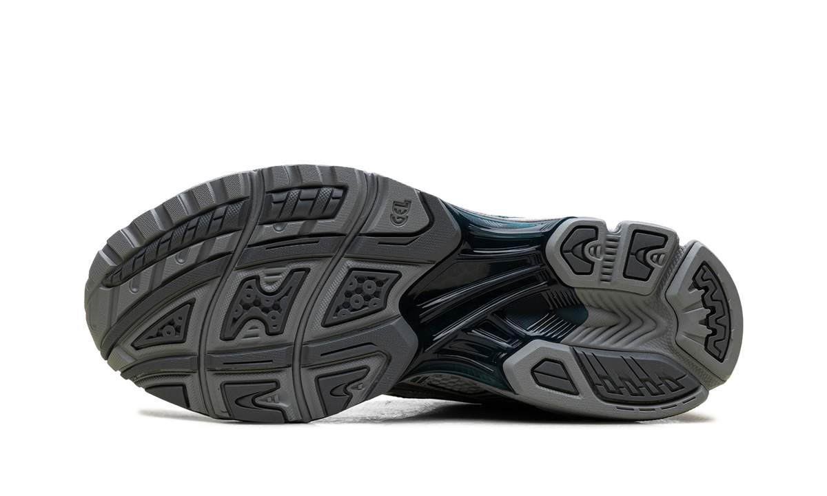 Overkicks - ASICS Gel-Kayano 14 Glacier Grey Pure Silver (1203A537-021) - detalle suela