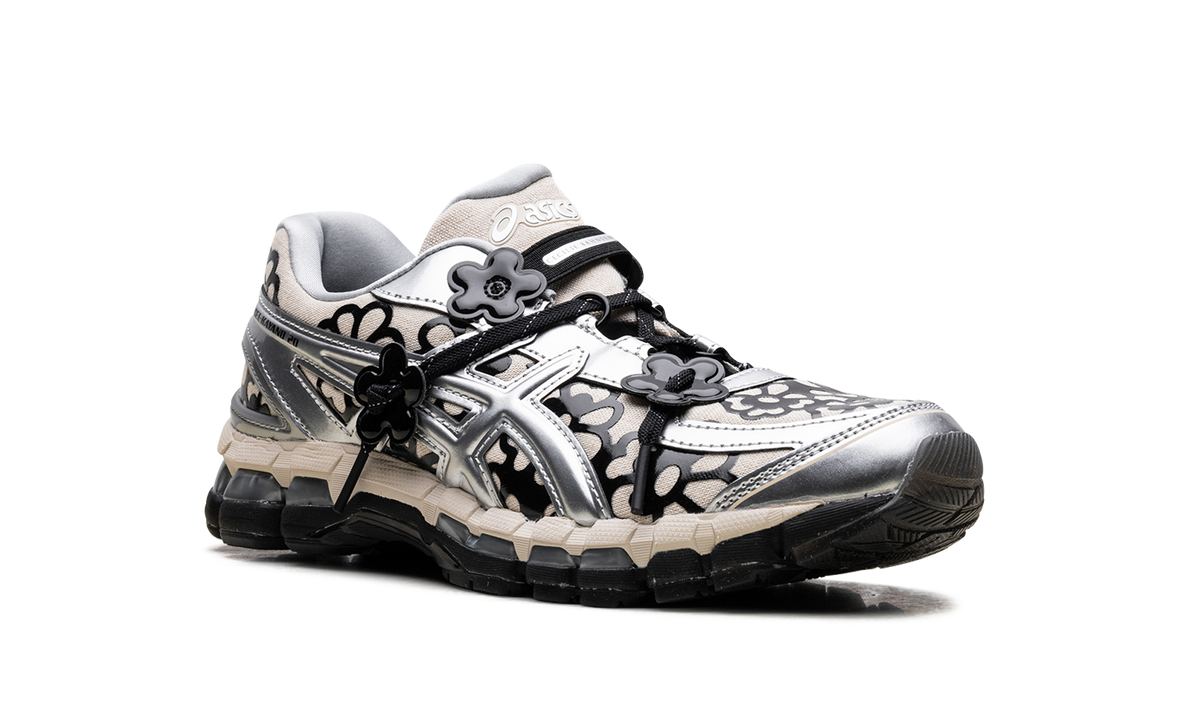 Overkicks - ASICS Gel-Kayano 20 Cecilie Bahnsen Vanilla Pure Silver (1203A984-250) - detalle lateral interior