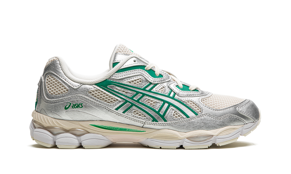 Overkicks - ASICS Gel-NYC Cream Kale (1201A971-200) - detalle talon