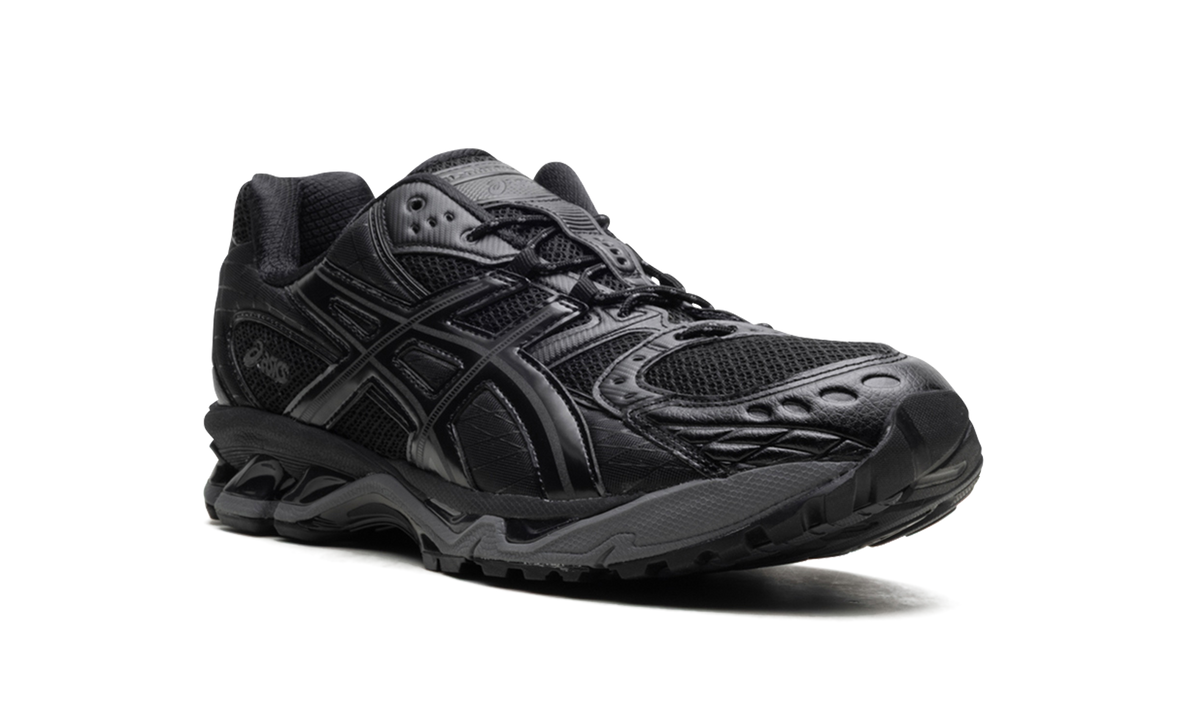 Overkicks - ASICS Gel-Nimbus 10.1 Haven Black Grey (1203A696-001) - detalle lateral interior