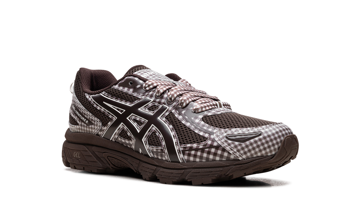 Overkicks - ASICS Gel-Venture 6 Story mfg. Reddish Brown Gingham (1203A712-200) - detalle lateral interior