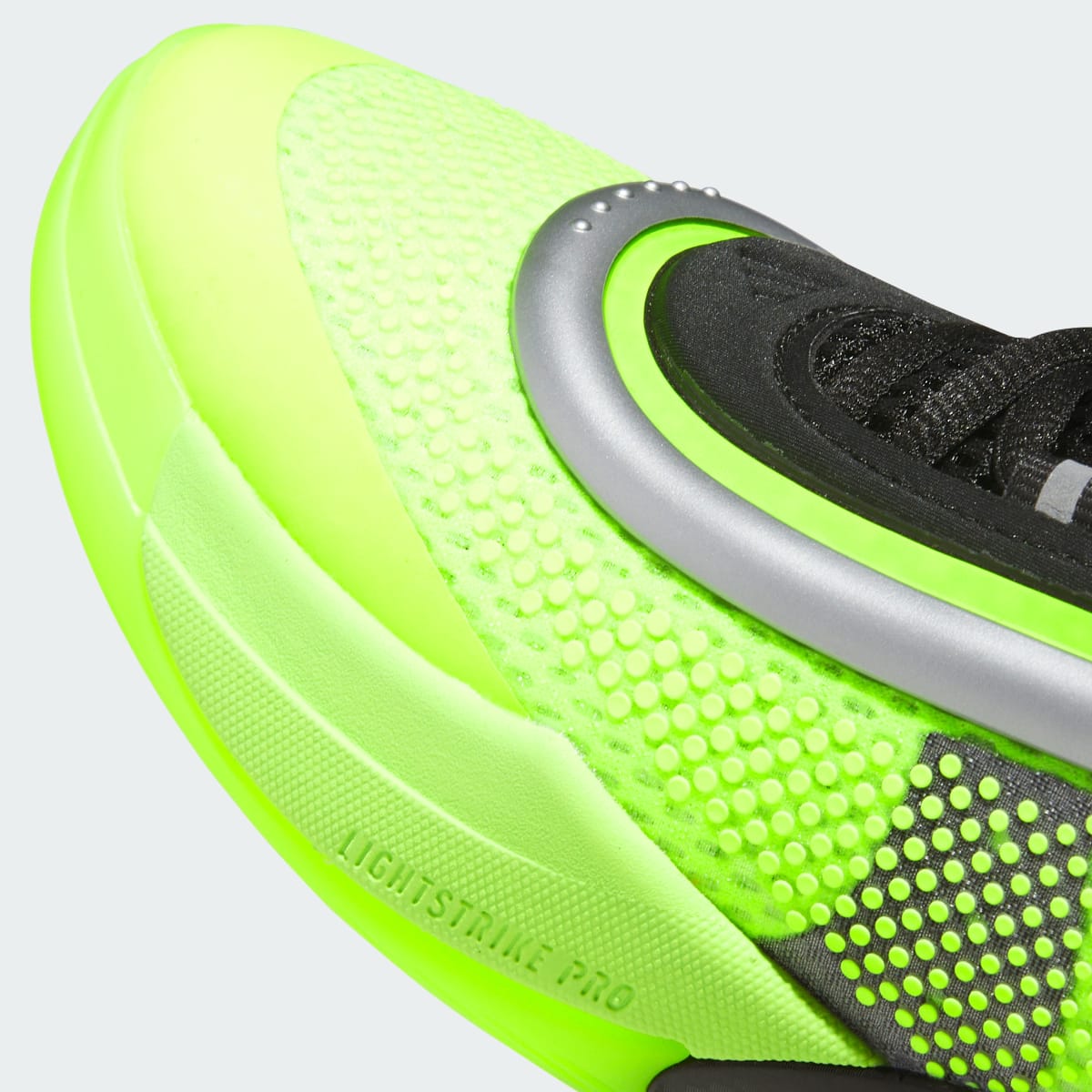 Overkicks - Adidas D.O.N. Issue #6 Outer Limits (JQ2252) - detalle