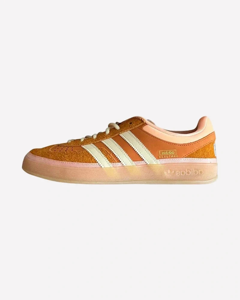 Overkicks - Adidas Gazelle Indoor Bad Bunny Santurce (JS5050) - vista lateral