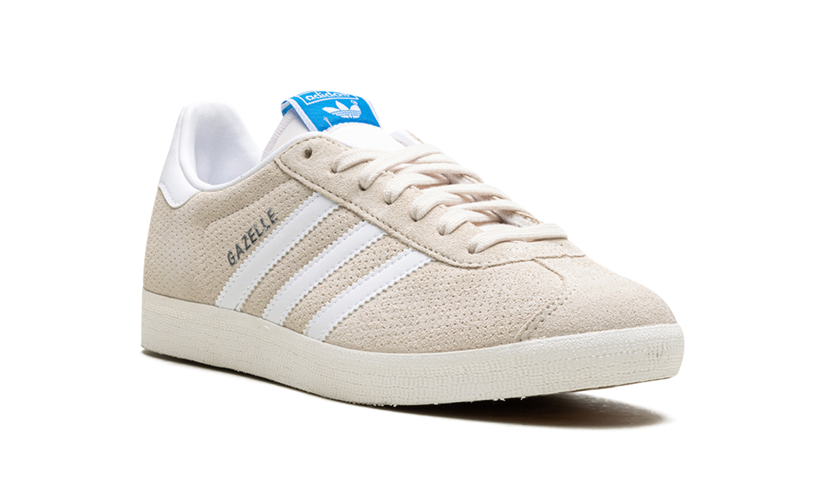 Overkicks - Adidas Gazelle Wonder White (IF3817) - detalle lateral interior