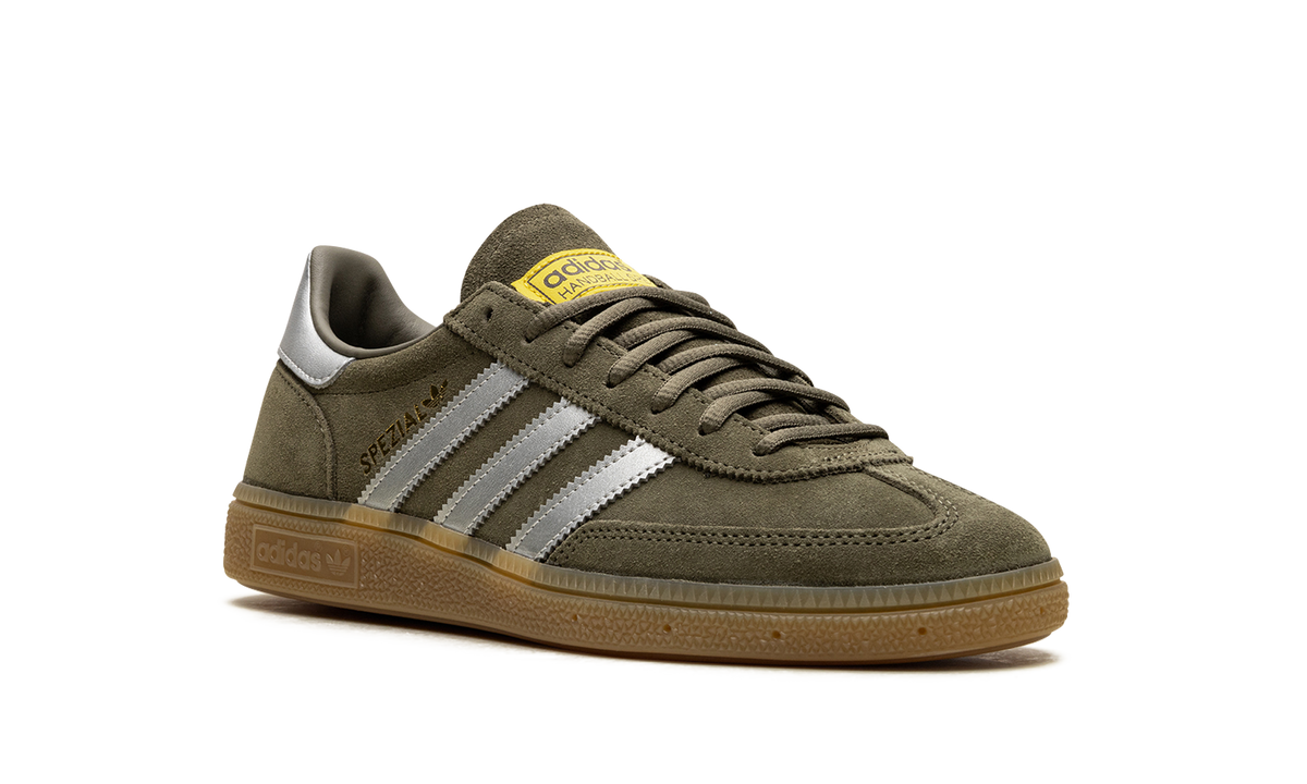 Overkicks - Adidas Handball Spezial Olive Strata (JH7558) - detalle lateral interior