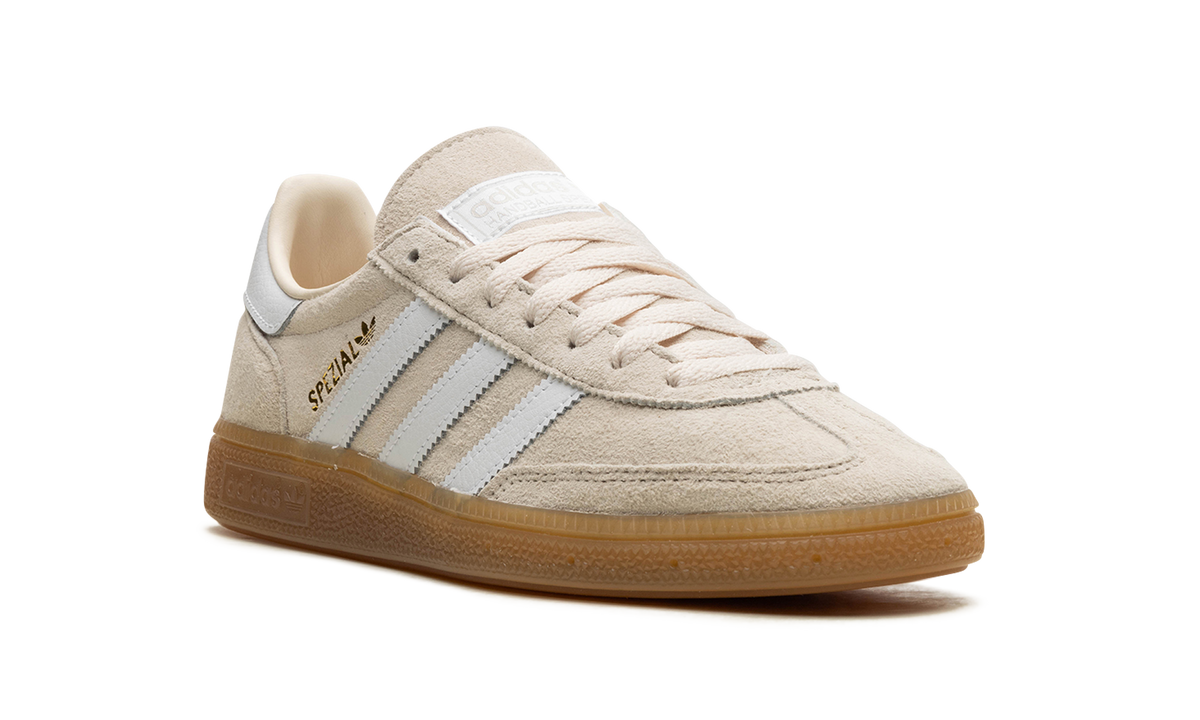 Overkicks - Adidas Handball Spezial Wonder White (ID8778) - detalle lateral interior