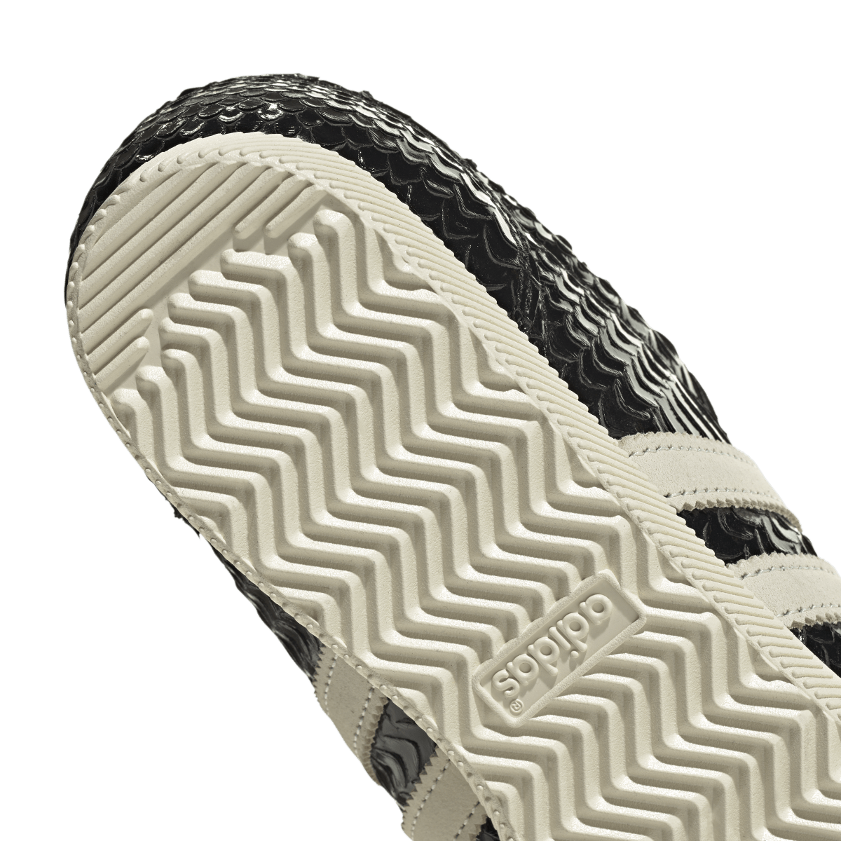 Overkicks - Adidas Japan Patent Snakeskin Black Off White (Womens) (KH9016) - detalle