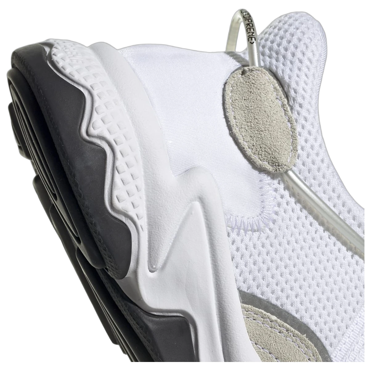 Overkicks - Adidas Ozweego Cloud White (EE6464) - detalle