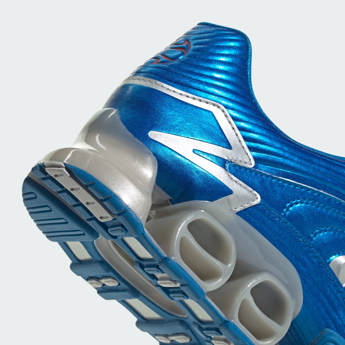 Overkicks - Adidas Predator Megaride Metallic Blue (JI3515) - detalle