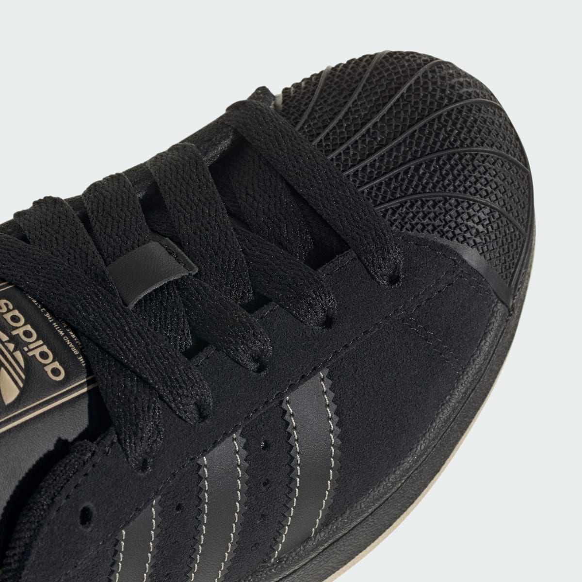 Overkicks - Adidas Superstar Black Gold Metallic (JP9429) - detalle