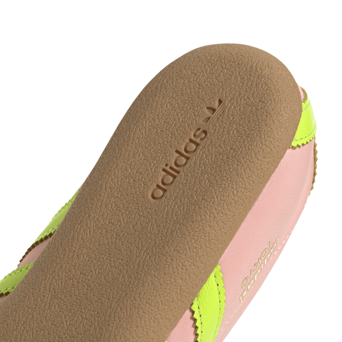 Overkicks - Adidas Tokyo Glow Pink Solar Yellow Gum (Womens) (JQ0584) - detalle