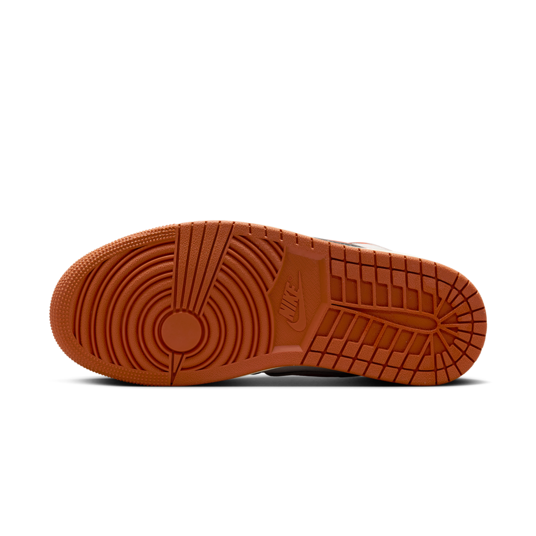 Overkicks - Air Jordan 1 High Method of Make Desert Orange (FB9891-800) - detalle suela