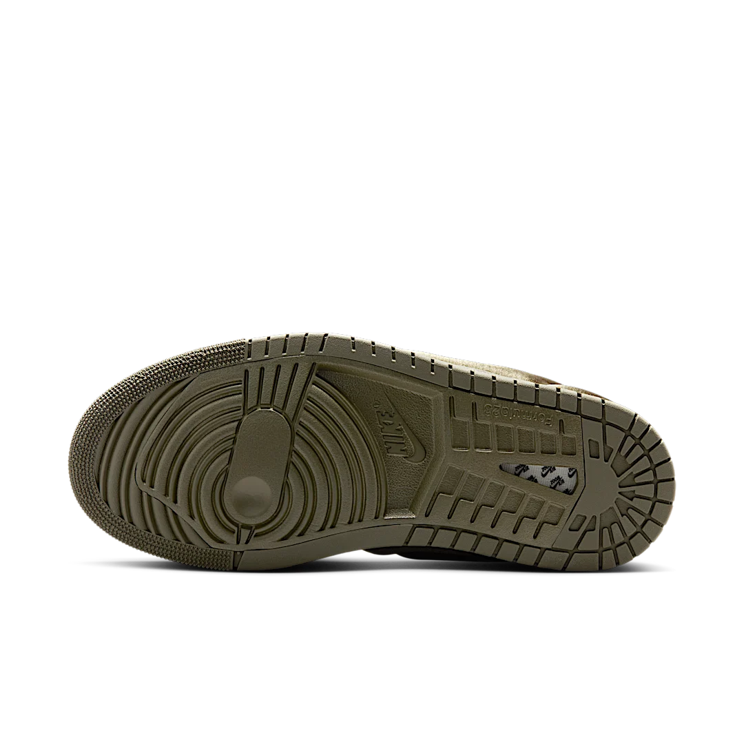 Overkicks - Air Jordan 1 Low Method of Make Satin Medium Olive (HF3969-201) - detalle suela