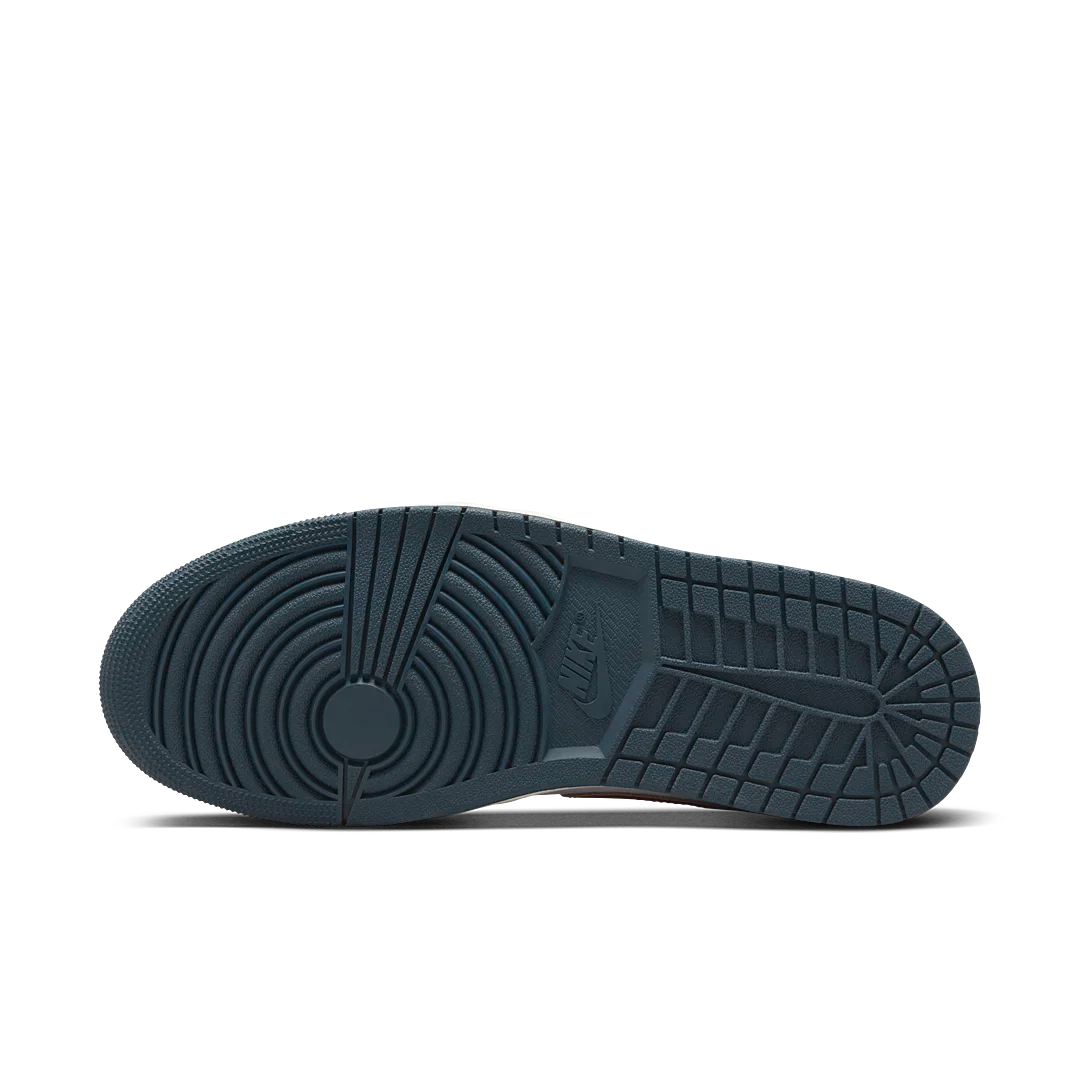 Overkicks - Air Jordan 1 Low SE Armory Navy (HM3711-144) - detalle suela