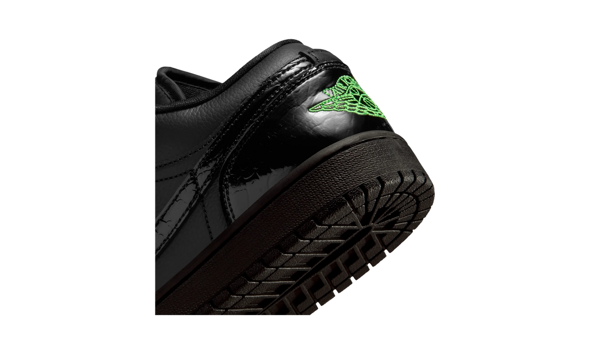 Overkicks - Air Jordan 1 Low SE Black Croc Scream Green (IQ9701-010) - detalle