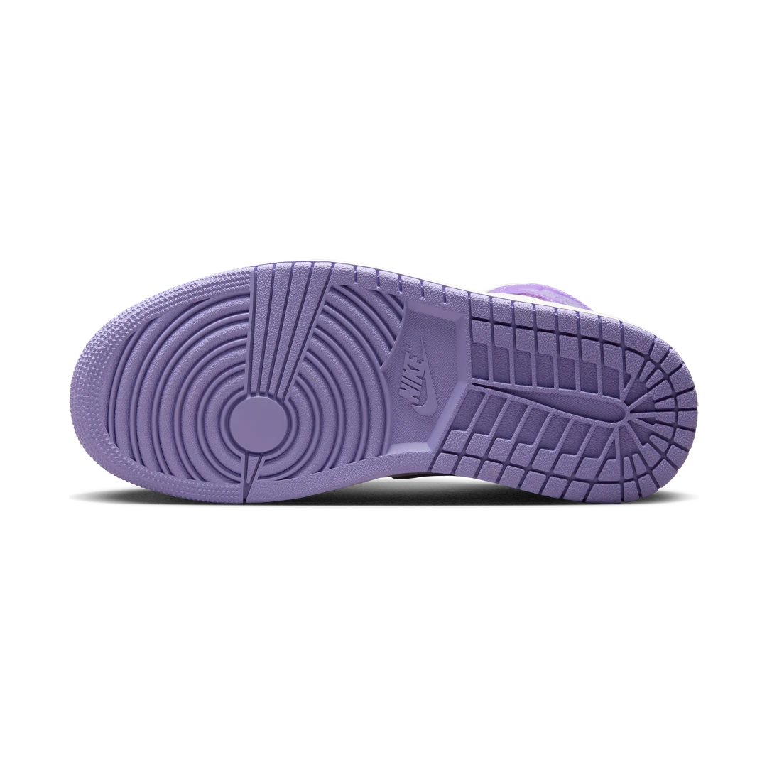 Overkicks - Air Jordan 1 Mid Action Grape (BQ6472-504) - detalle suela