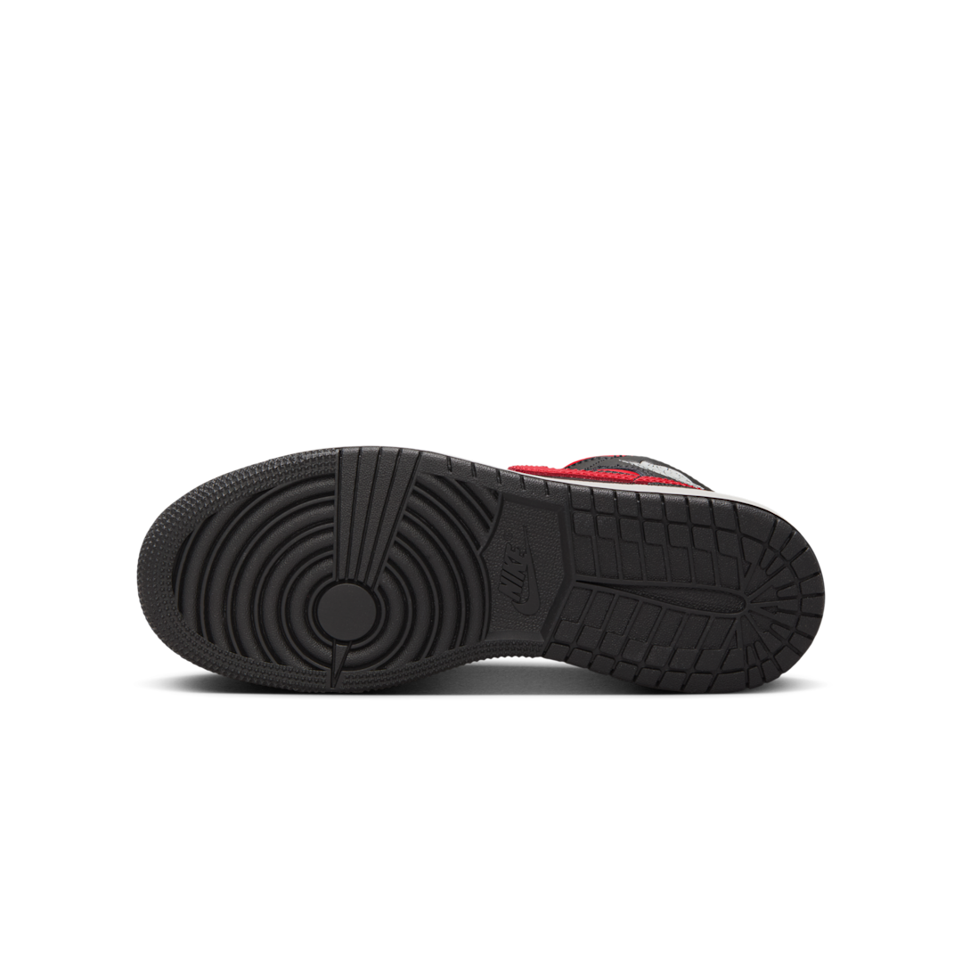 Overkicks - Air Jordan 1 Mid Black Summit White Varsity Red (DQ8423-067) - detalle suela