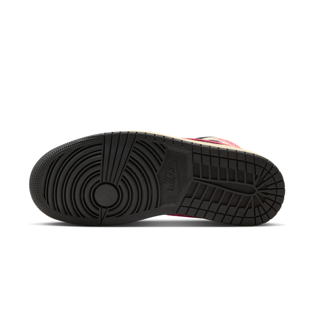 Overkicks - Air Jordan 1 Mid SE Edge Flight Club (IB7007-107) - detalle suela