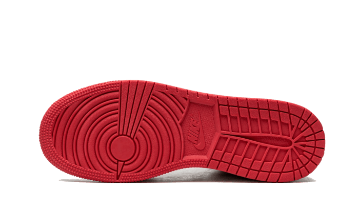 Overkicks - Air Jordan 1 Mid Very Berry (GS) (554725-016) - imagen 4
