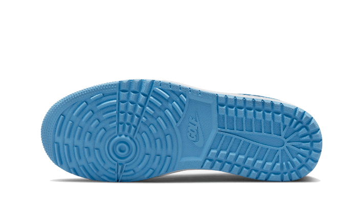 Overkicks - Air Jordan 1 Retro Low Golf UNC (DD9315-100) - par completo