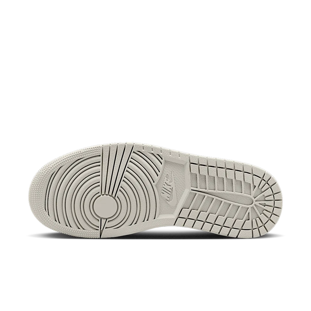 Overkicks - Air Jordan 1 Retro Low OG Black Cement (Women's) (CZ0775-001) - imagen 4