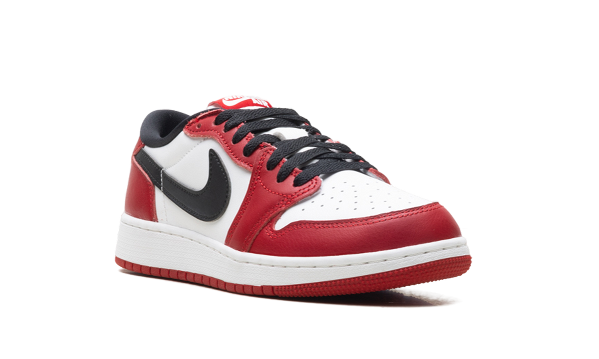 Overkicks - Air Jordan 1 Retro Low OG Chicago (2025) (GS) (HQ6999-600) - imagen 7