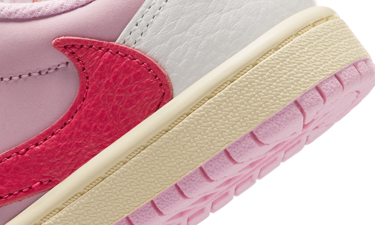 Overkicks - Air Jordan 1 Retro Low OG SP Travis Scott Sail Tropical Pink (PS) (IQ7605-101) - imagen 8
