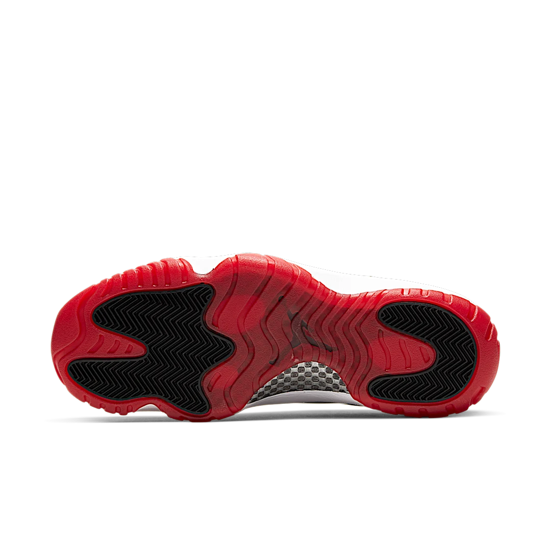 Overkicks - Air Jordan 11 Retro Low Concord Bred (AV2187-160) - detalle suela