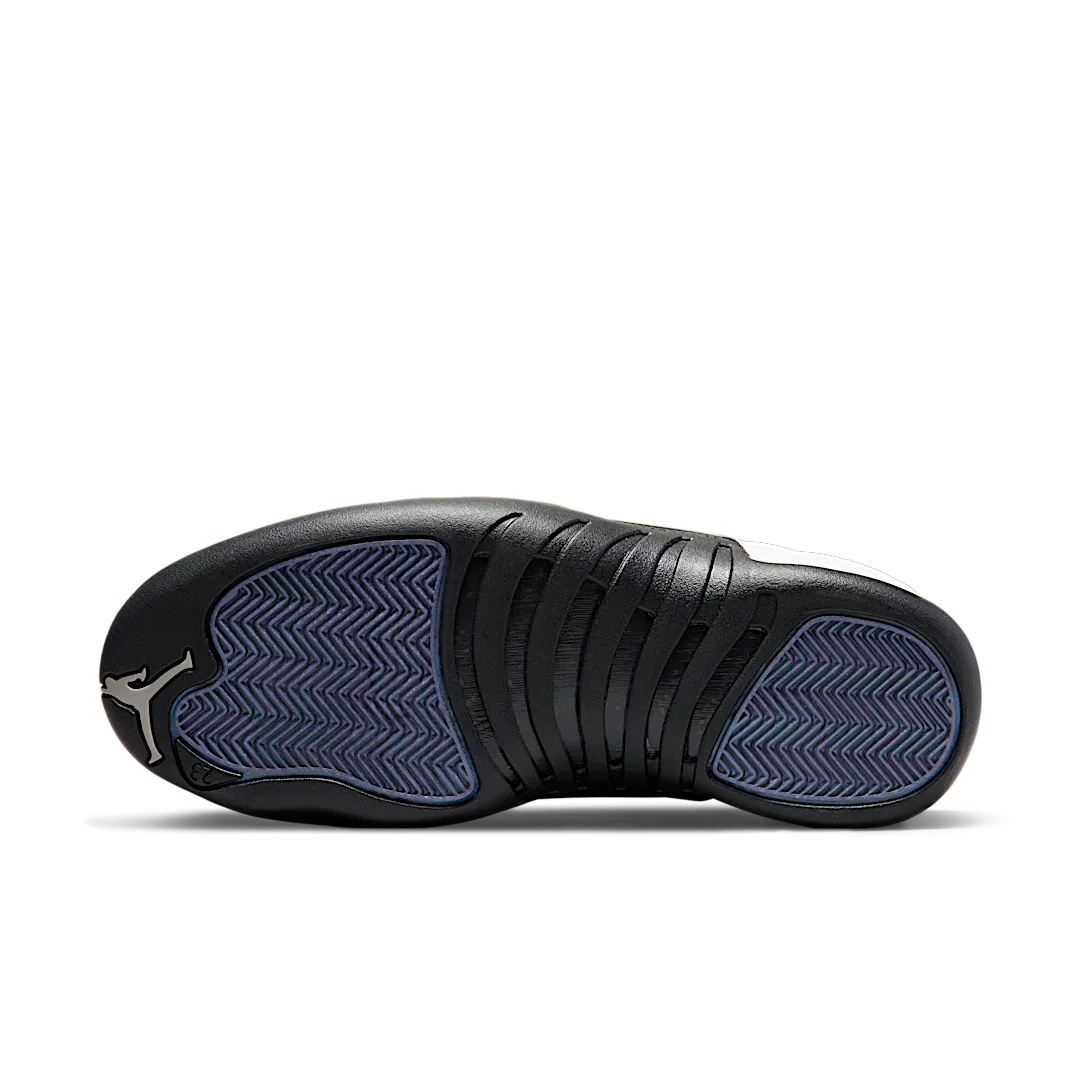 Overkicks - Air Jordan 12 Low 25 Years In China (DO8726-100) - detalle suela