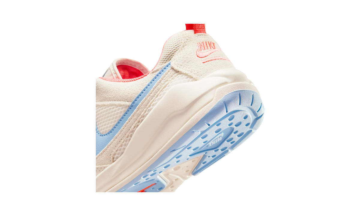 Overkicks - Air Jordan CMFT Era Pale Ivory Mango Psychic Blue (HJ6778-100) - detalle