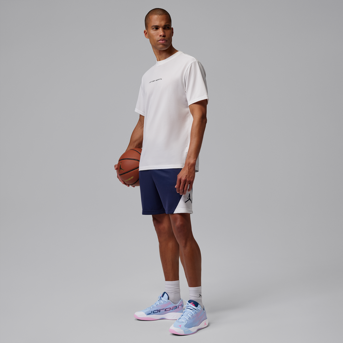 Overkicks - Air Jordan Luka .77 Familia (IF1610-500) - detalle