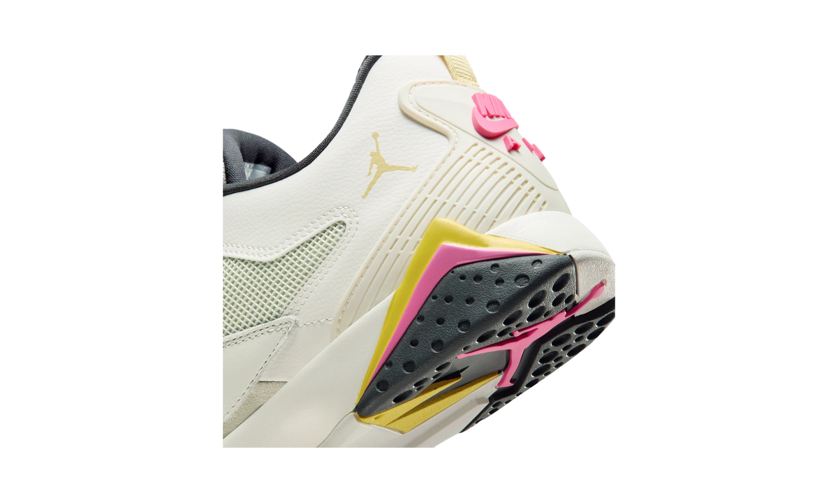 Overkicks - Air Jordan MVP 92 Pink Lemonade (HQ3950-100) - detalle