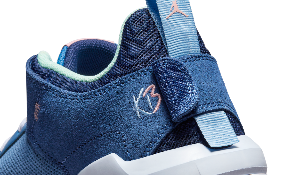 Overkicks - Air Jordan One Take 5 Khelcey Barrs (FD2335-400) - detalle
