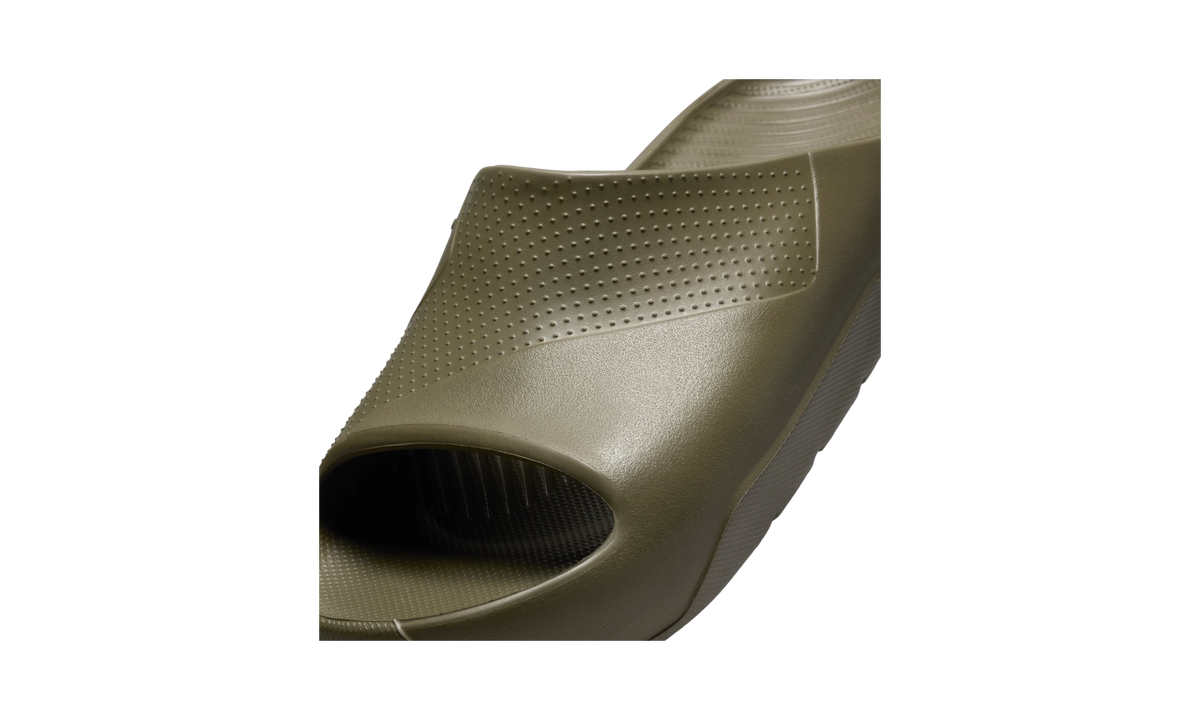 Overkicks - Air Jordan Post Slide Medium Olive (FZ6511-200) - detalle talón