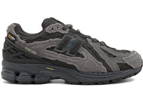 Overkicks - New Balance 1906D size? Exclusive Protection Pack Black Grey (M1906DSB) - vista lateral