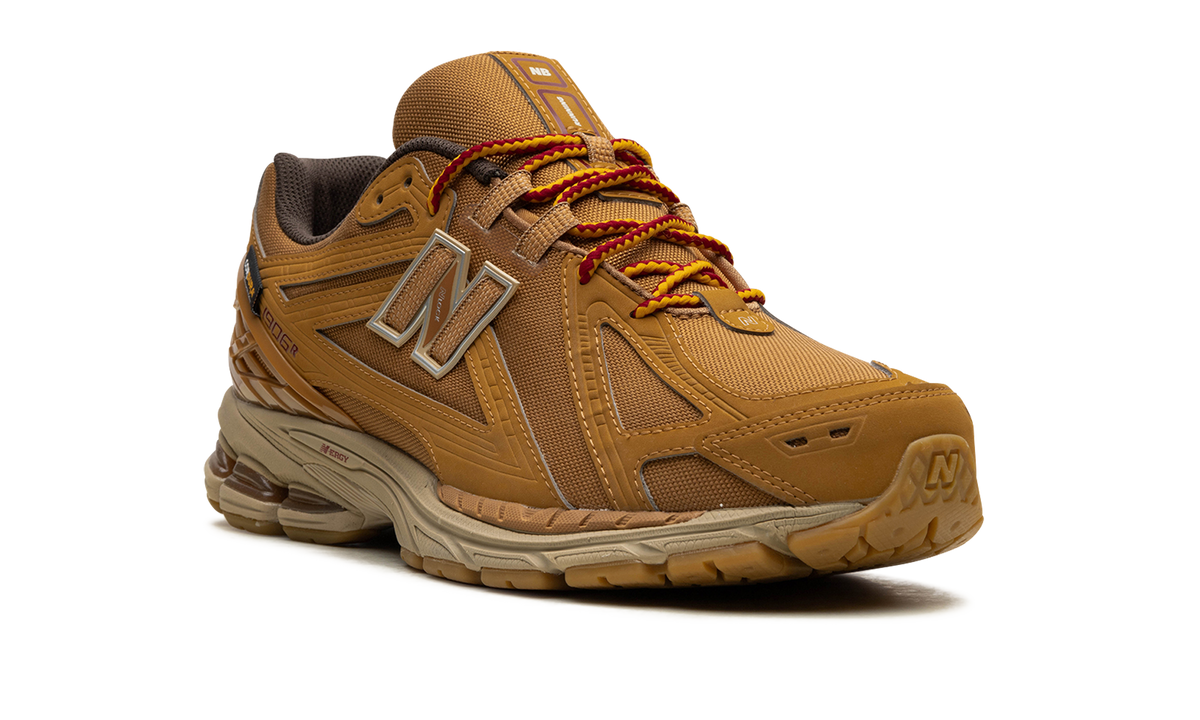 Overkicks - New Balance 1906R Cordura Pocket Wheat (M1906ROB) - detalle lateral interior