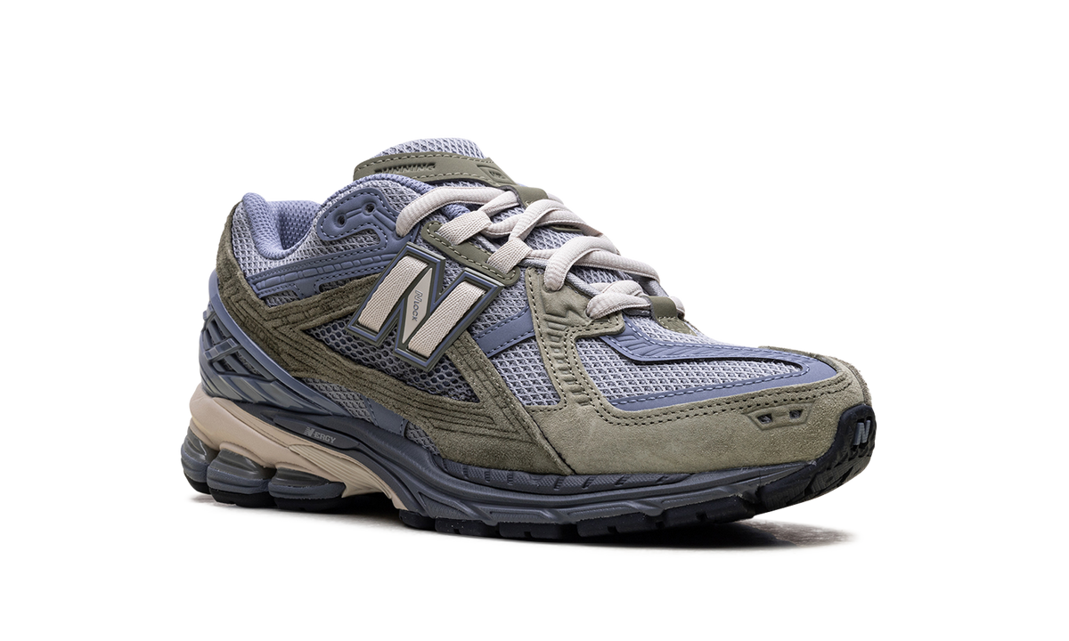 Overkicks - New Balance 1906U Slate Grey Dark Olivine (M1906NH) - detalle lateral interior