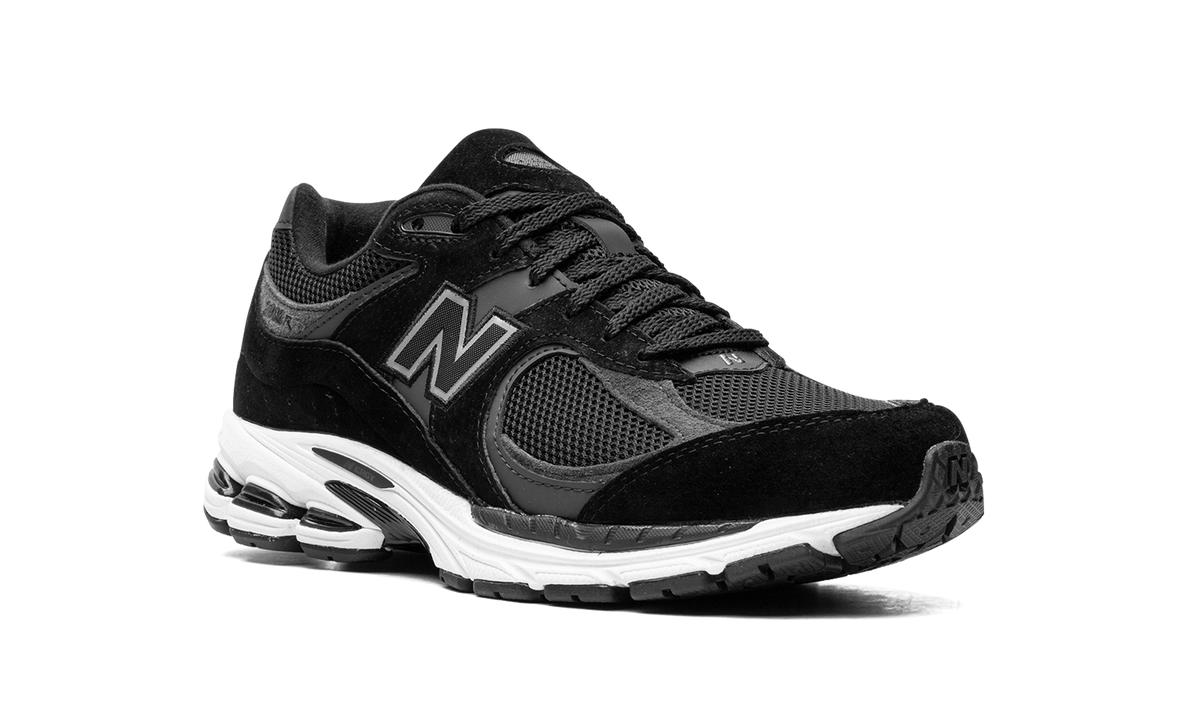 Overkicks - New Balance 2002R Black Gunmetal (M2002RBK) - detalle lateral interior