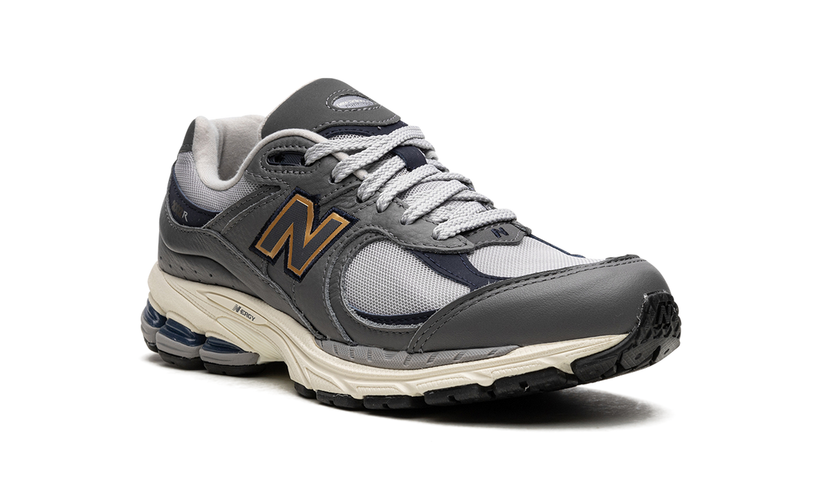 Overkicks - New Balance 2002R Castlerock (M2002RHP) - detalle talón