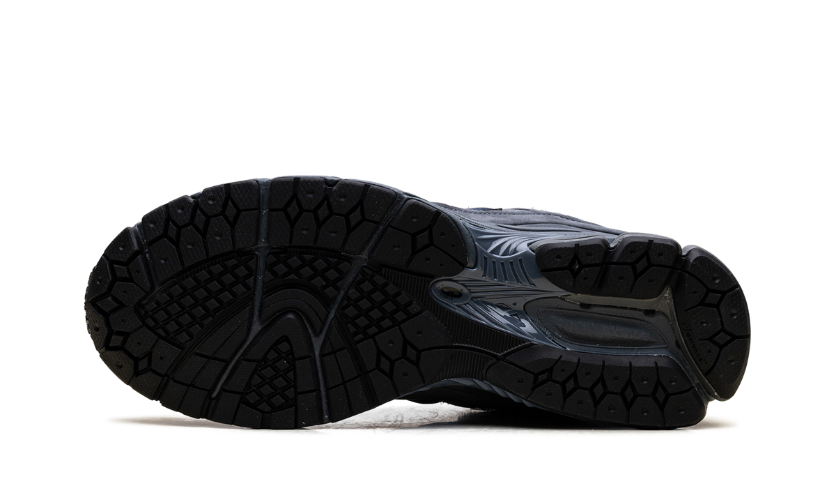 Overkicks - New Balance 2002R Cordura Dark Arctic Gray (M2002RPH) - detalle suela