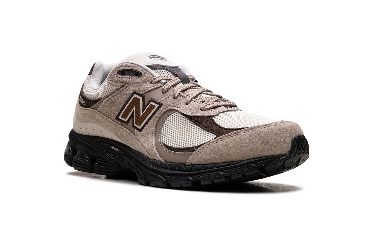 Overkicks - New Balance 2002R Driftwood Rich Earth (M2002RZR) - detalle lateral interior