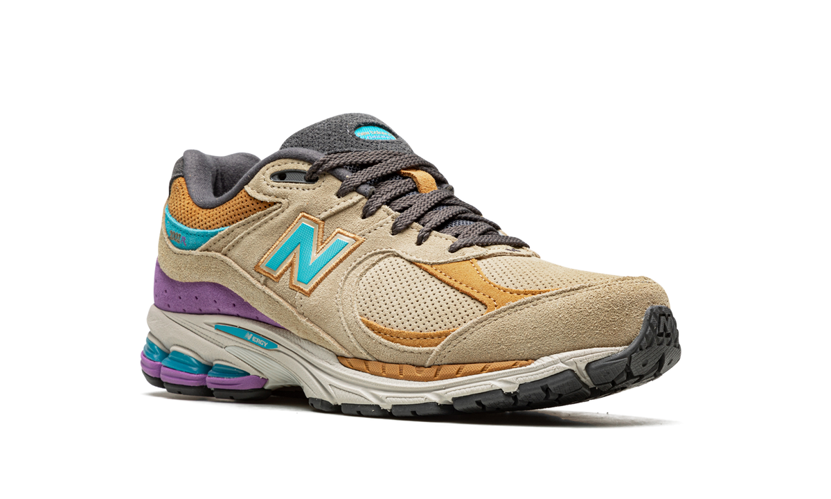 Overkicks - New Balance 2002R J. Crew Incense (M2002RWA) - detalle lateral interior