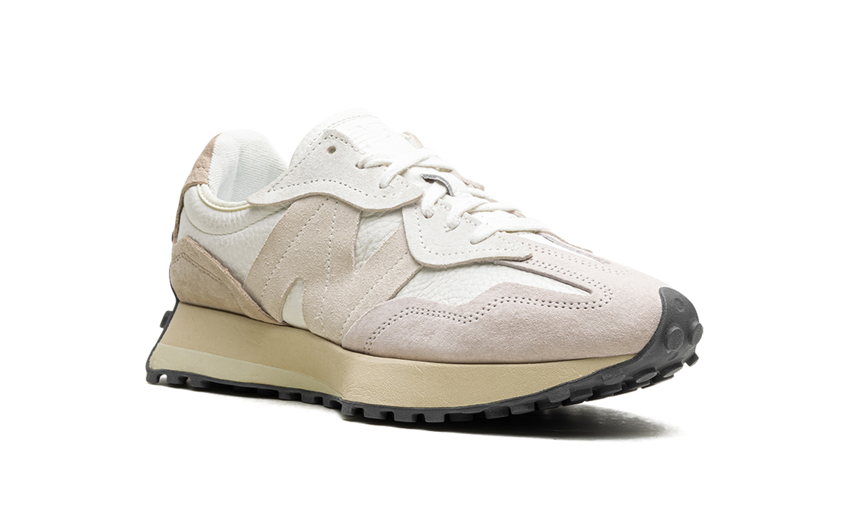 Overkicks - New Balance 327 Grey Day Moonrock (2024) (U327WGA) - detalle lateral interior