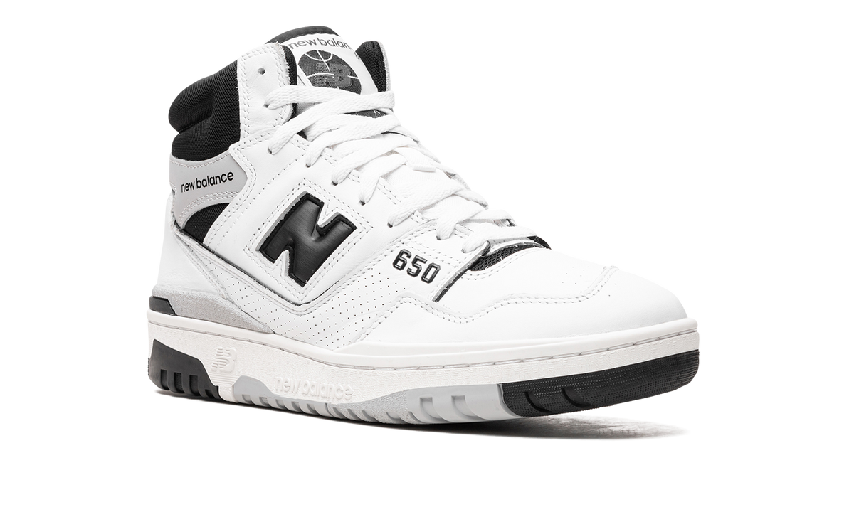 Overkicks - New Balance 650R White Black Grey (BB650RCE) - detalle lateral interior