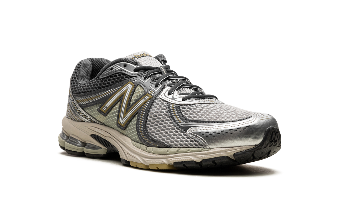 Overkicks - New Balance 860v2 Earth (ML860KR2) - detalle lateral interior