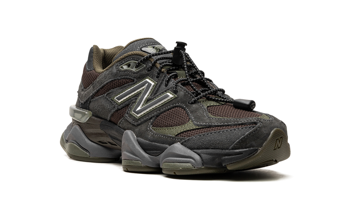Overkicks - New Balance 9060 Blacktop Dark Moss (U9060PH) - detalle lateral interior