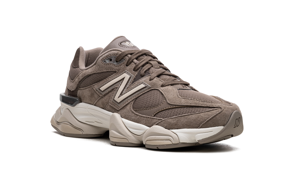 Overkicks - New Balance 9060 Mushroom Brown (U9060JMR) - detalle lateral interior