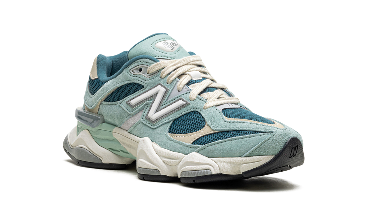 Overkicks - New Balance 9060 New Spruce Salt Marsh (U9060FG) - detalle lateral interior