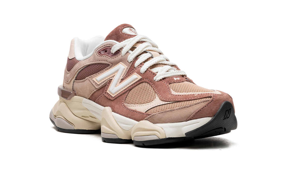 Overkicks - New Balance 9060 Sparrow Flat Taupe (U9060EEH) - detalle lateral interior