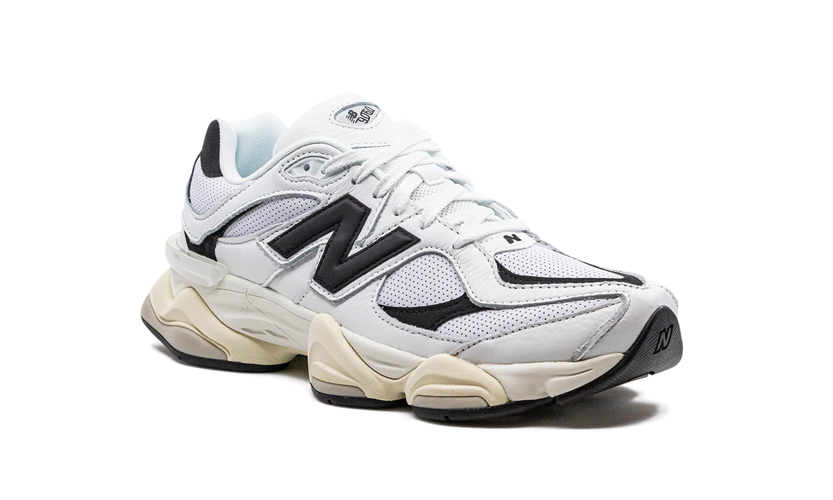 Overkicks - New Balance 9060 White Black (U9060AAB) - detalle lateral interior